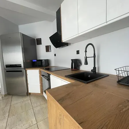 Apartament Na Dywizji 奥斯特罗达